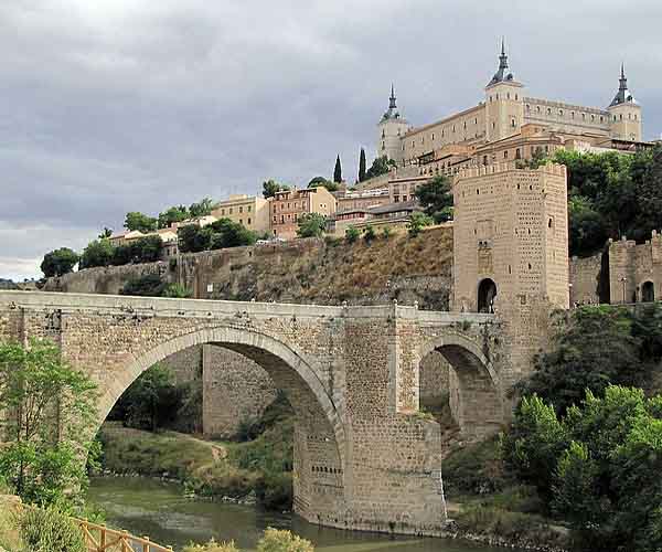 Мост Алькантара в Толедо (XIII в.)