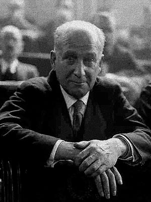 Франсиско Ларго Кабальеро — испанский политик-синдикалист, председатель правительства 1936-1937 г.г.